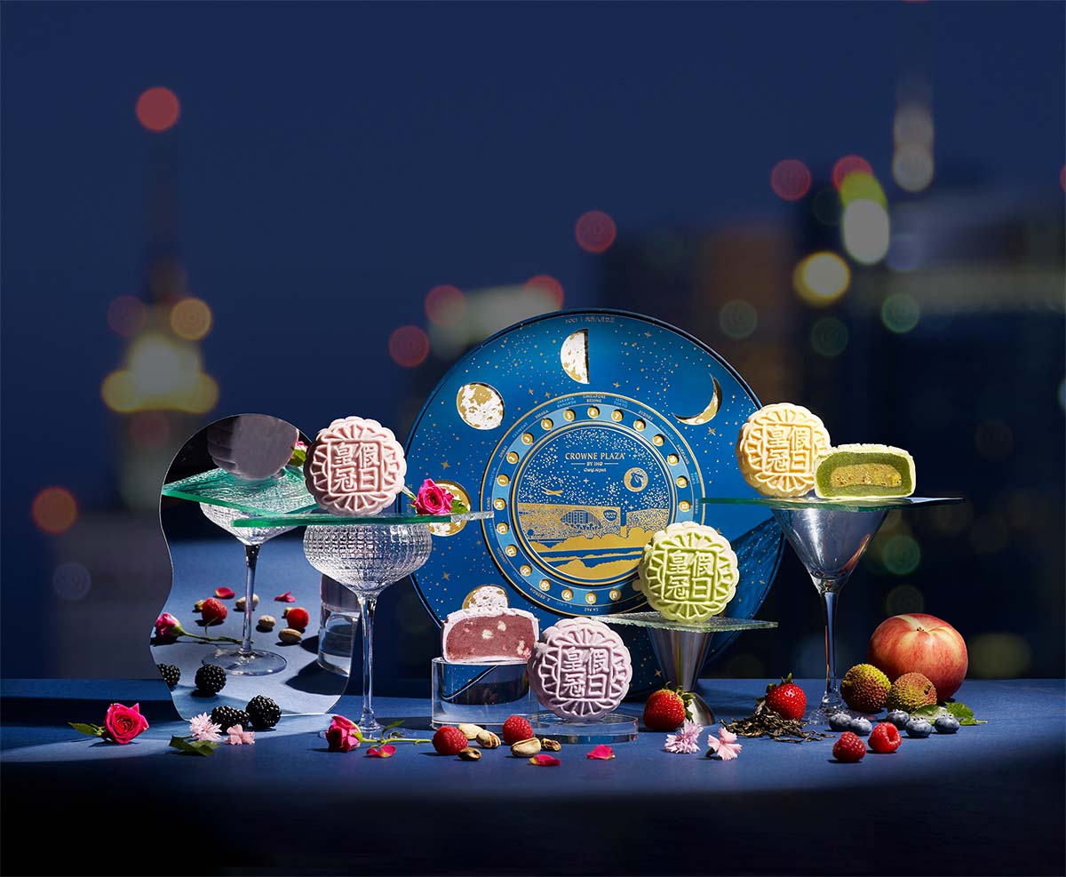 mooncake 2026 - changi airport crowne plaza snow skin mooncakes