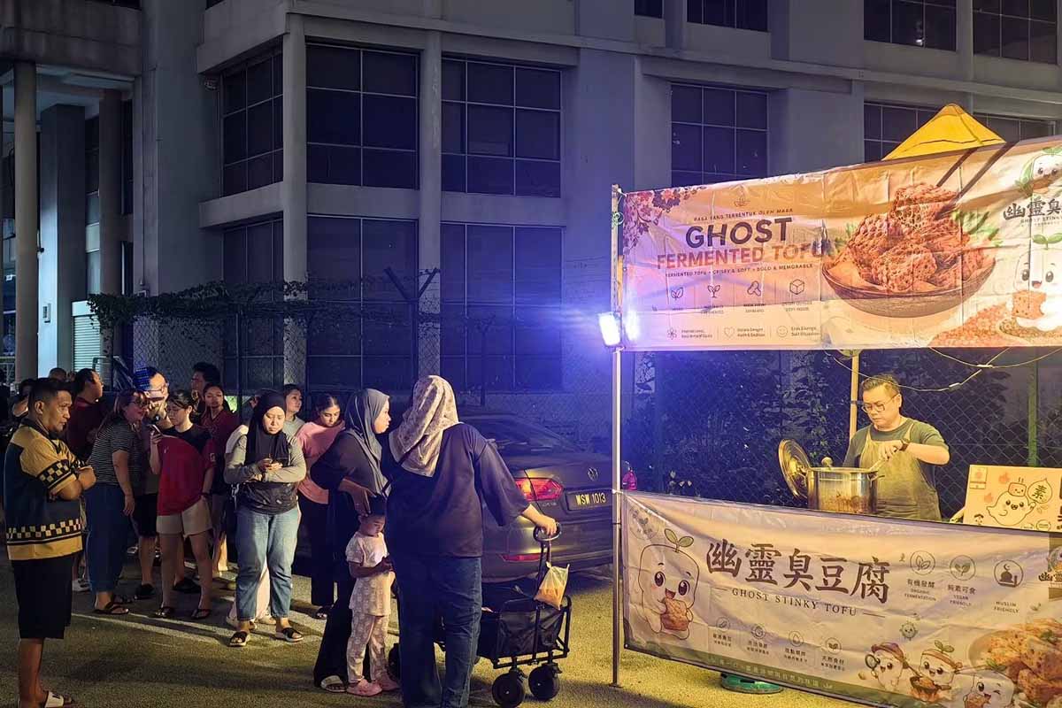 Ghost Stinky Tofu - Night market stall