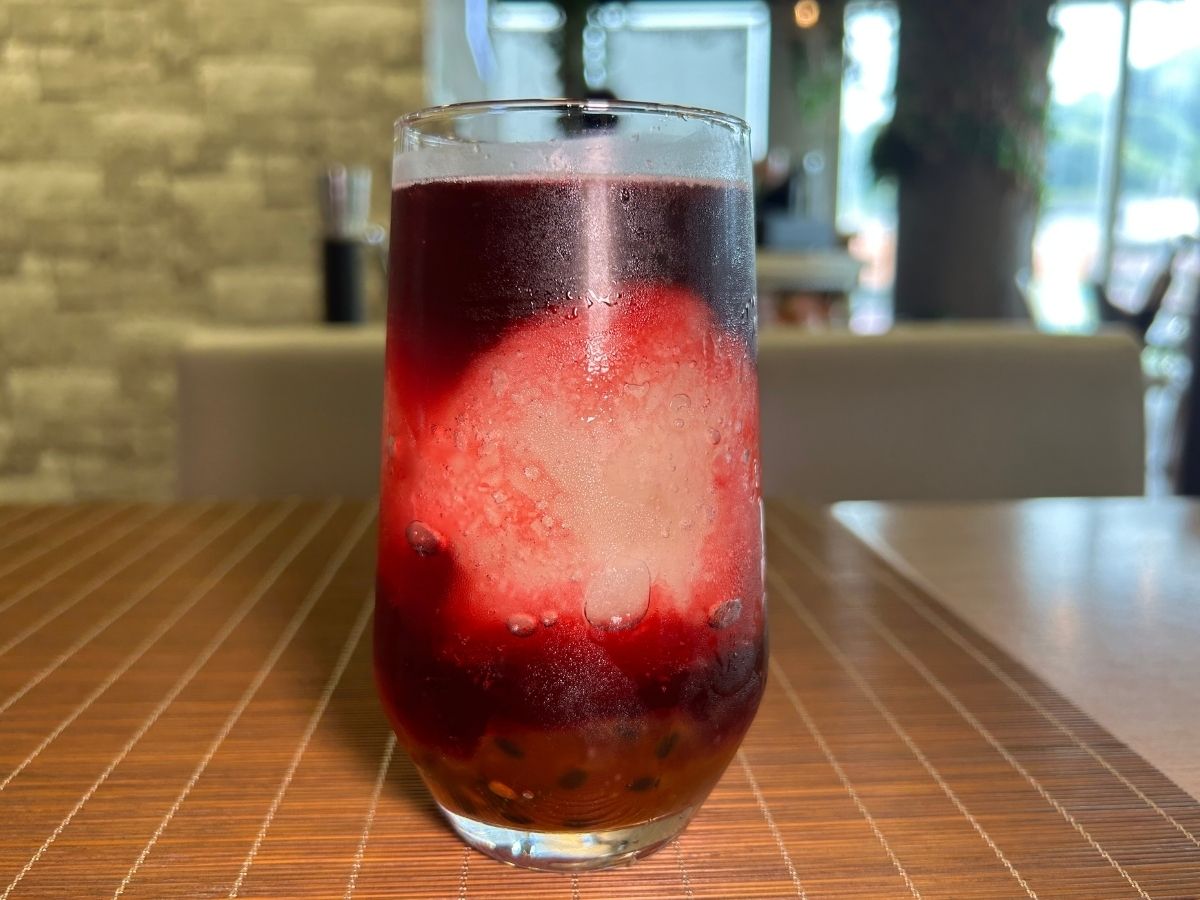 sushi pinch -hibiscus passionfruit tea
