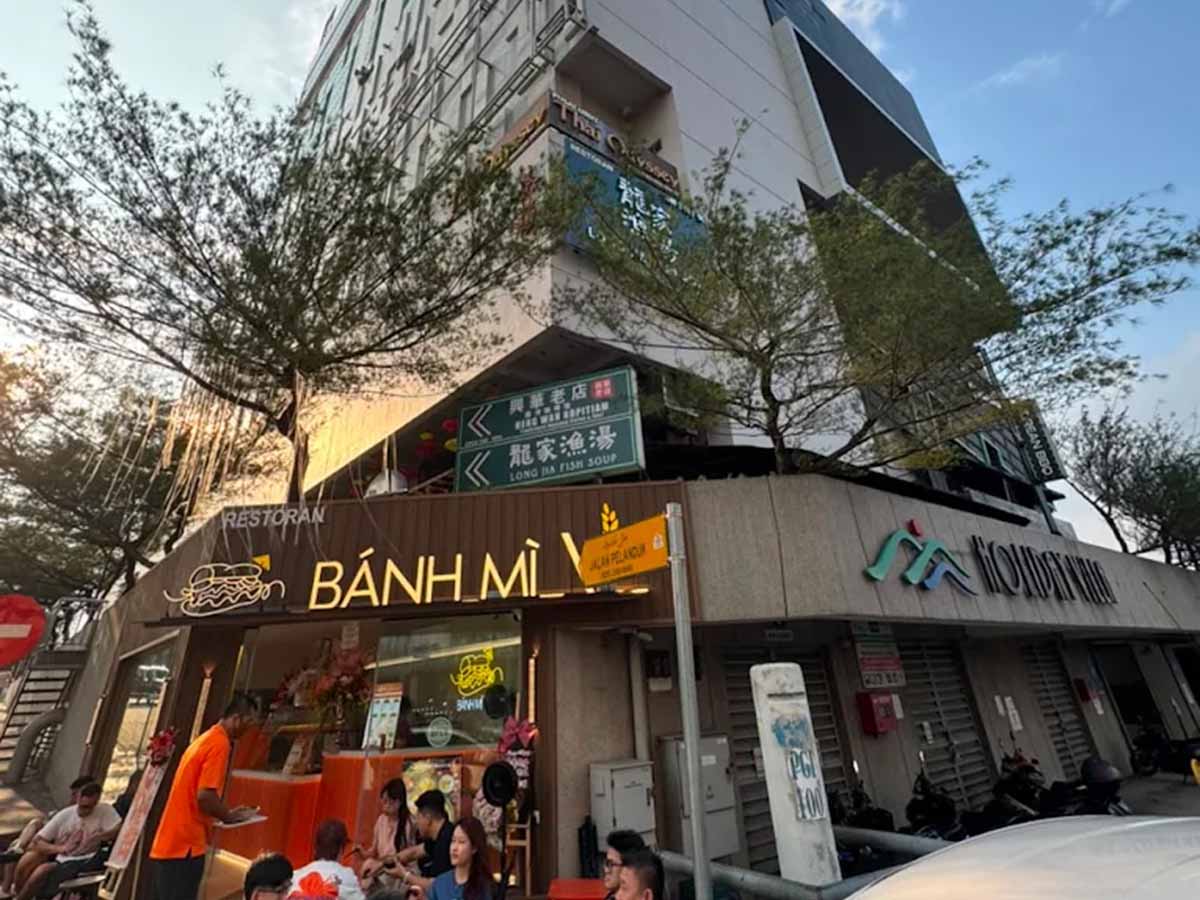 Banh Mi V - Storefront