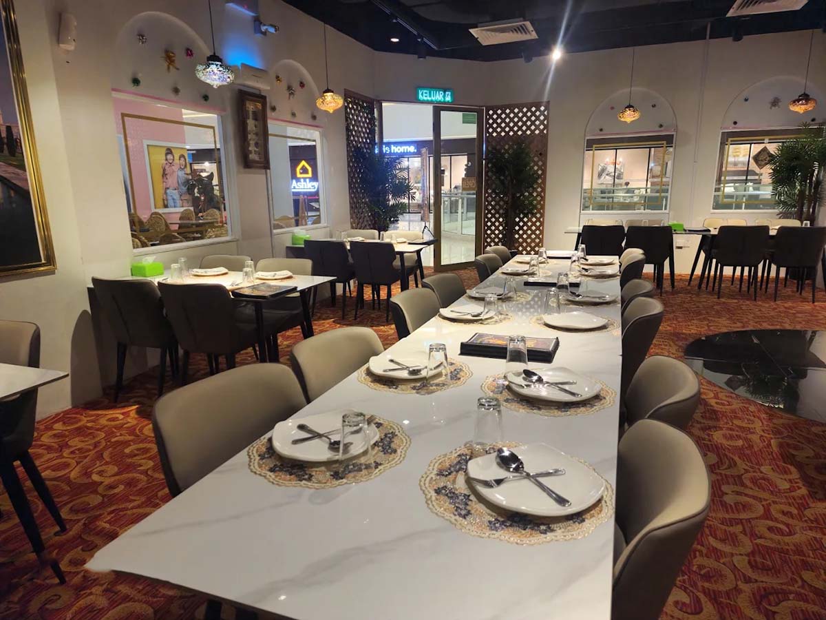 Pak Punjab Restaurant - Interior