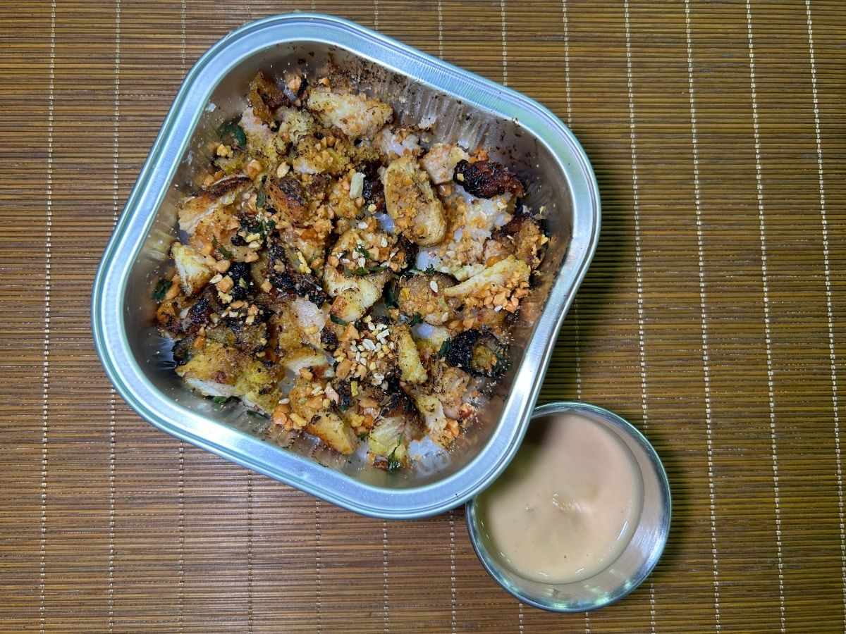 sushi pinch - satay crunch
