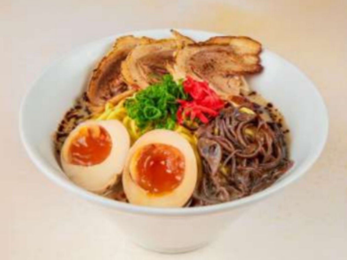 sun with moon kyushu's finest- Black Garlic Tonkotsu Ramen