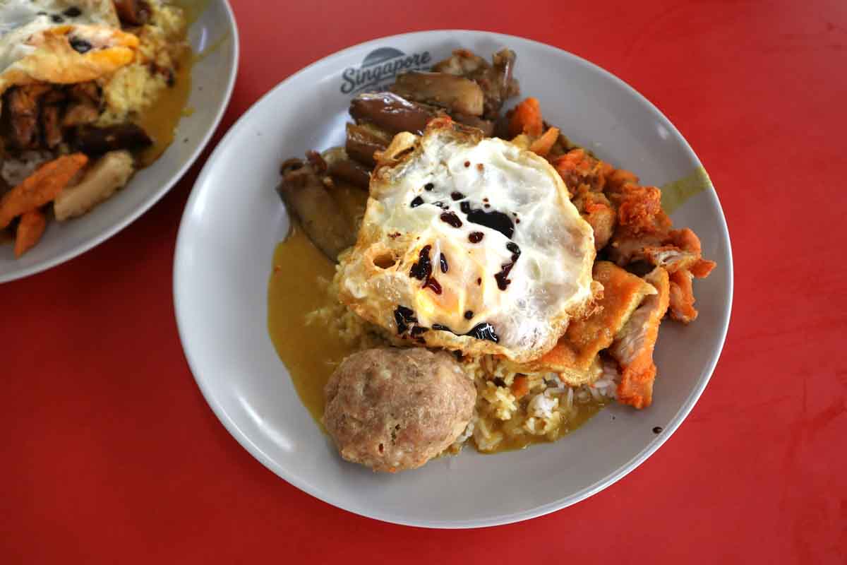 hainan gor - chicken cutlet