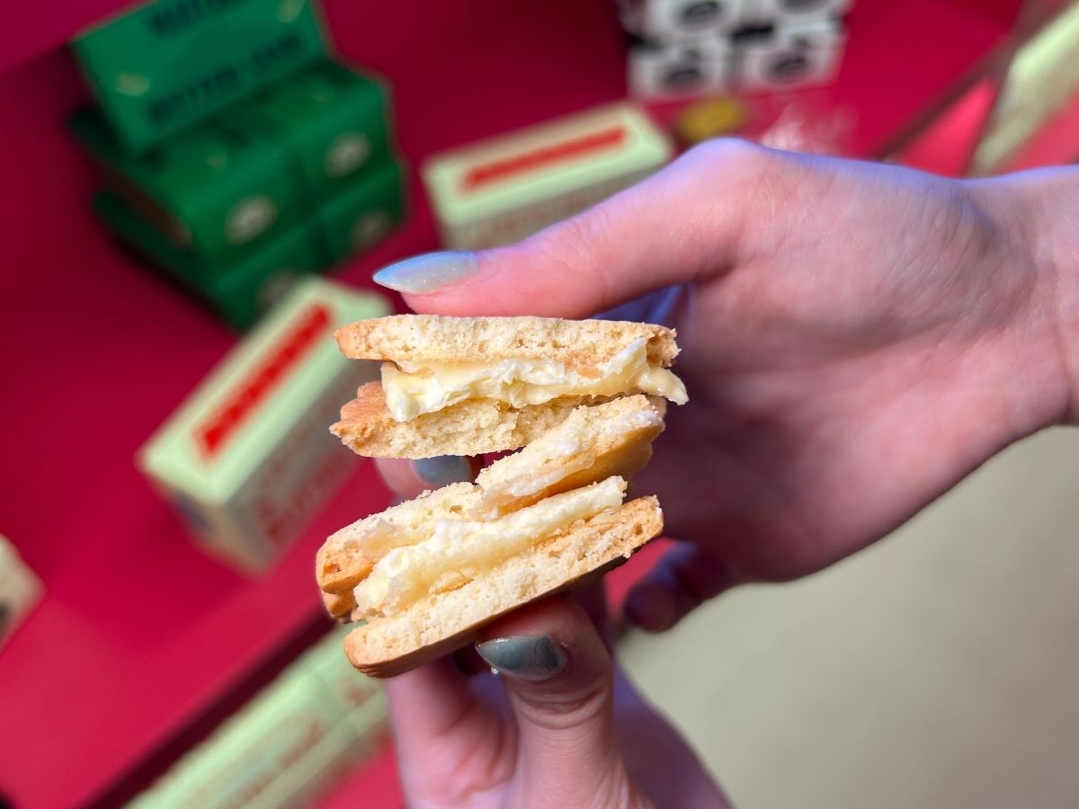 MilkyShop pop-up - Milk Caramel Butter Sand
