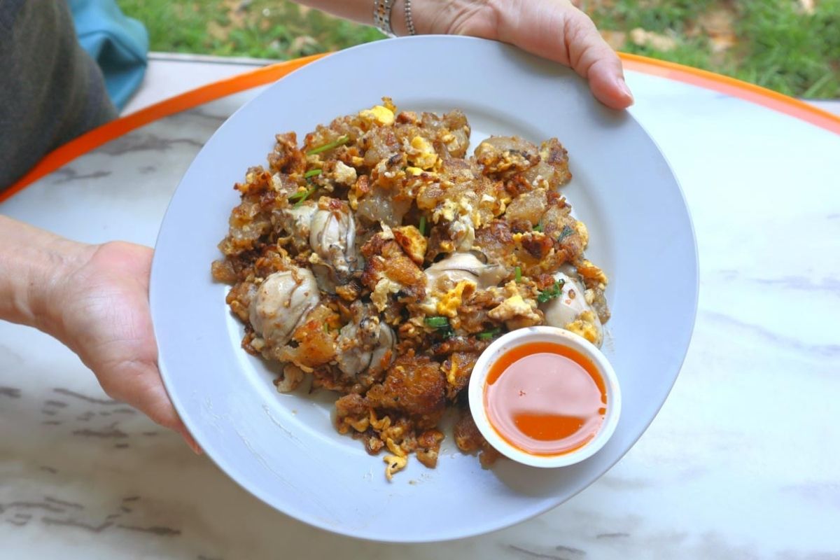 hougang oyster omelette