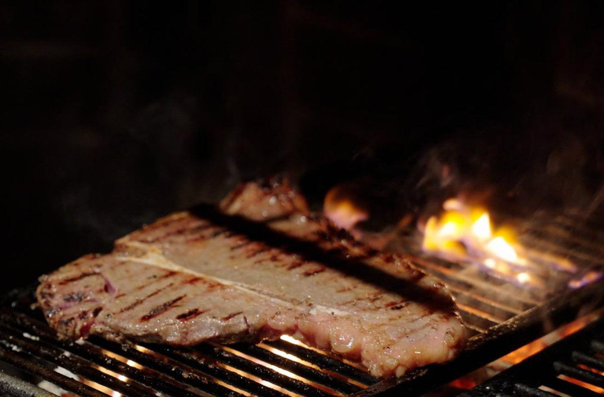 BARREL Story of Hibiki - meats on grill