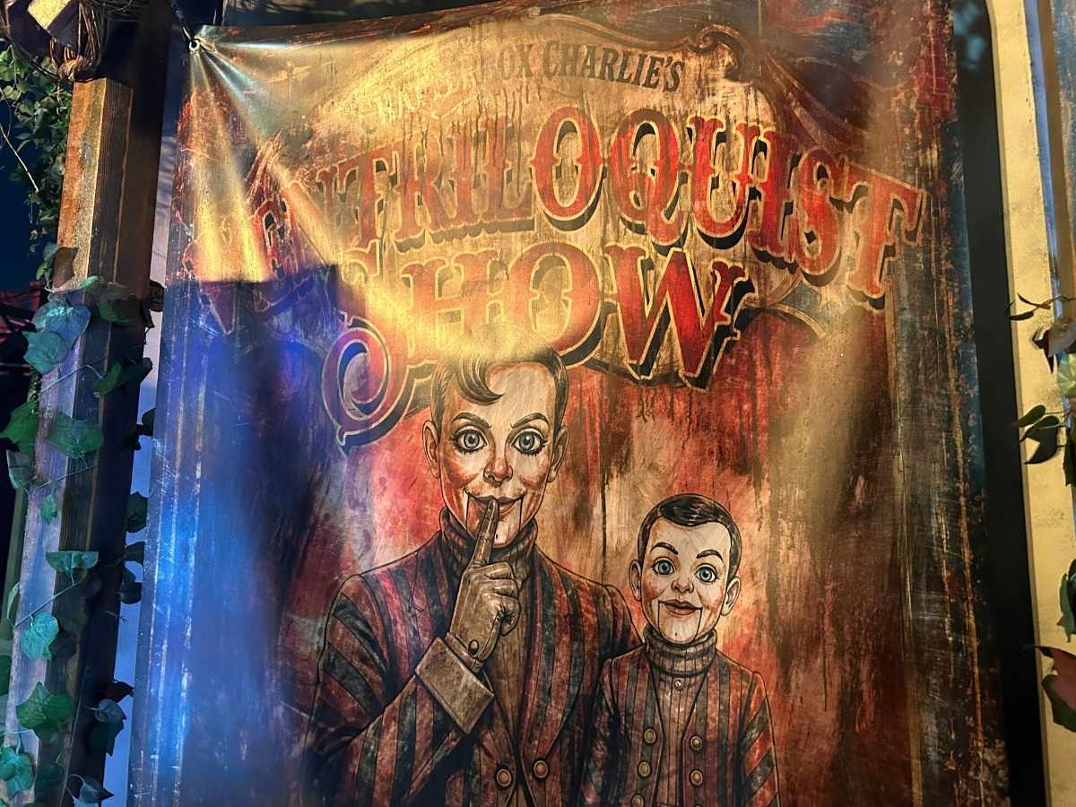 Halloween Horror Nights 14 - Chatterbox Charlie’s Vaudeville Horrors poster