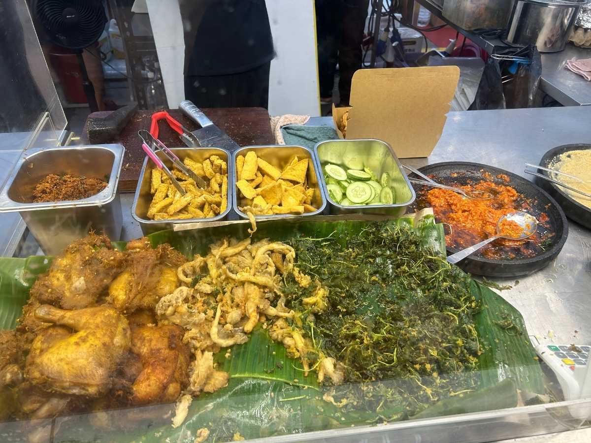 Punggol pasar malam - gepuk leh display