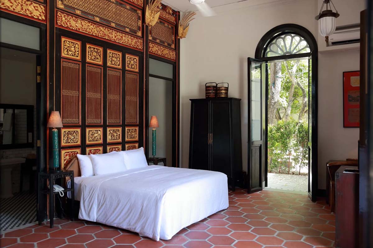 Cheong Fatt Tze - Bedroom