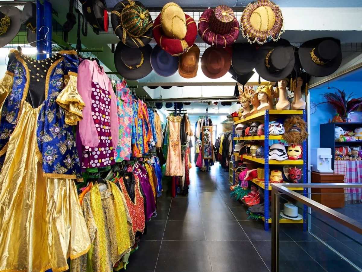 Best costume shops - CCM outfits