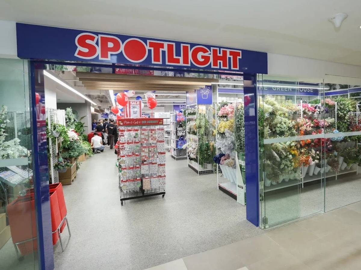 Best costume shops - spotlight exterior