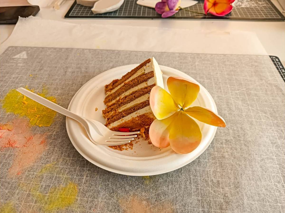 Coliwoo_Bukit_Timah_FS_- Cake