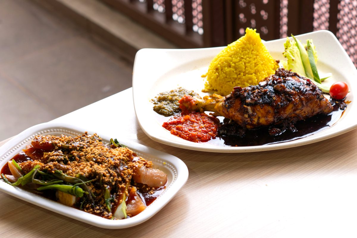 Pak Din Ayam Bakar - Menu