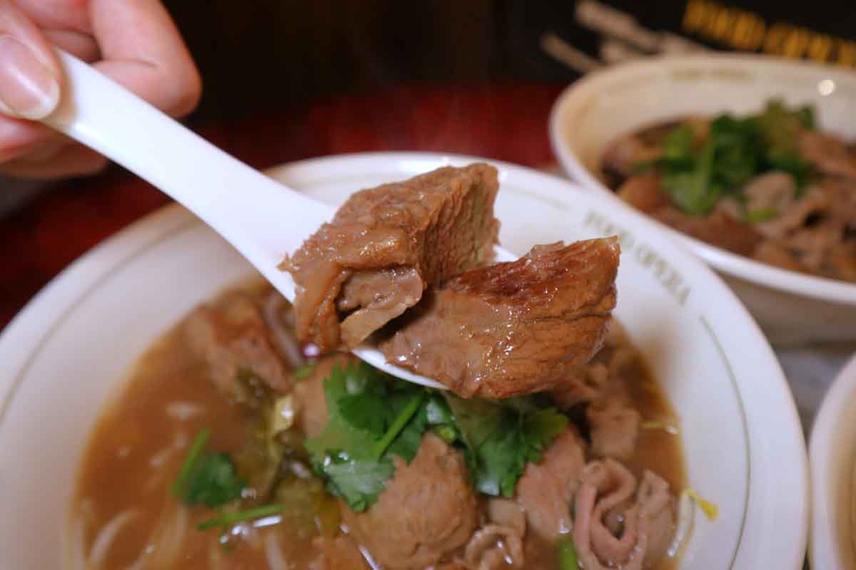 wah eng - thick beef