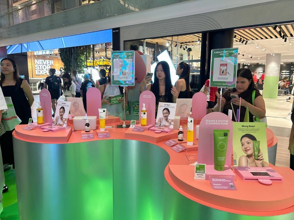 Sephora x Olive Young K-Beauty Edit Pop-Up pore blemishes station 