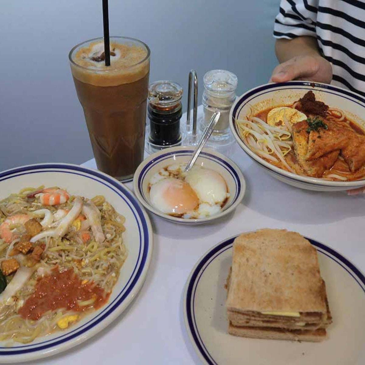 wok & toast - featured image