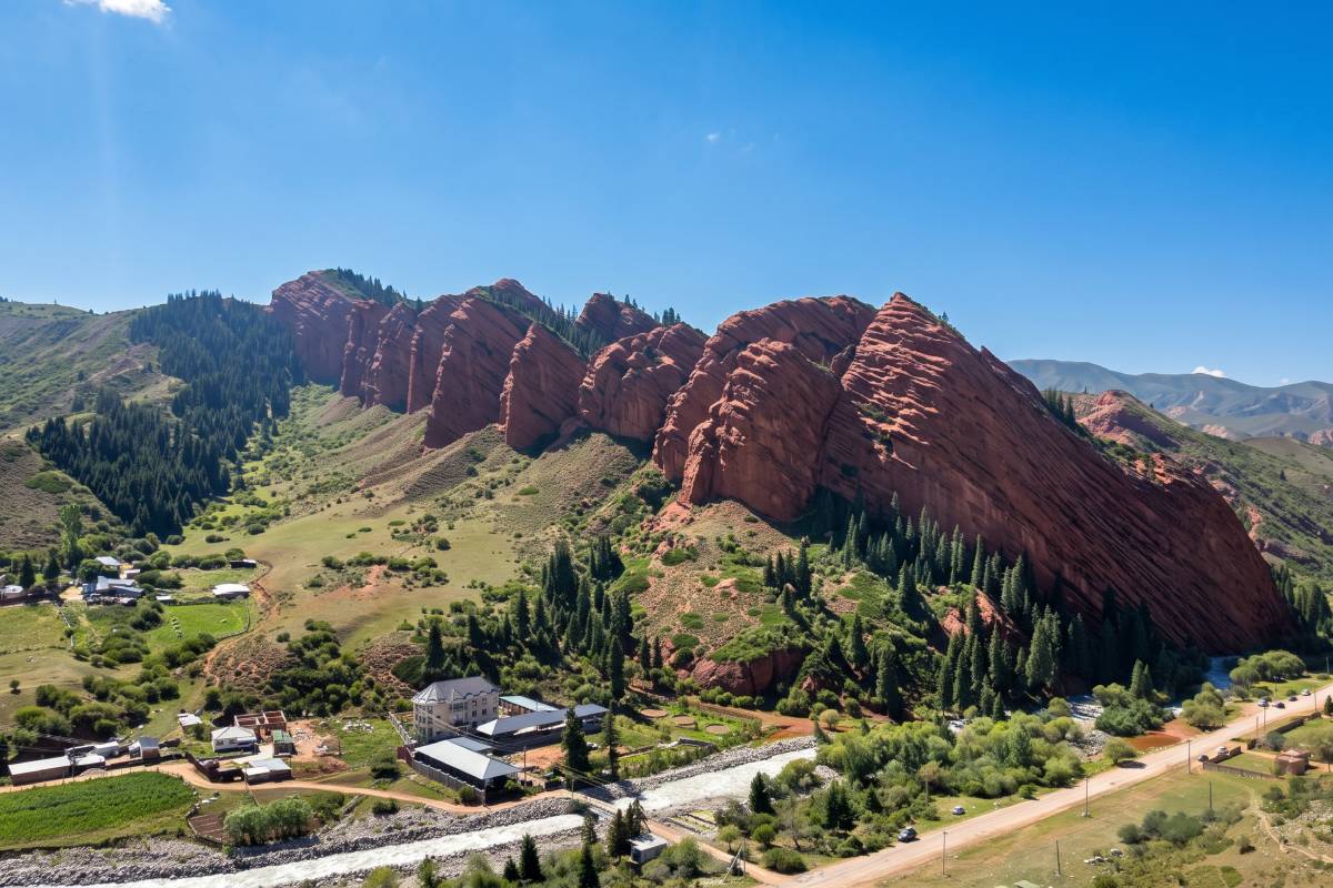 kyrgyzstan - seven bulls red rocks