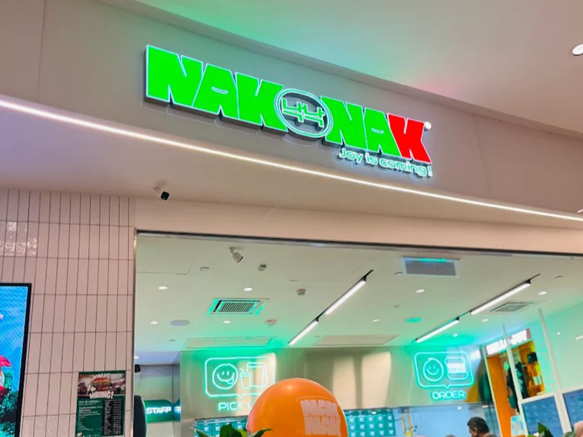 Nak Nak - Storefront