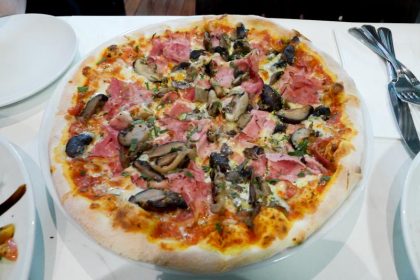 Brunos Fungi Parma Pizza