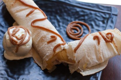 Controversial Pratas All Singaporeans Have to Try At Least Once Salted caramel apple prata