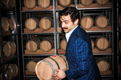 Manhattan - moustache