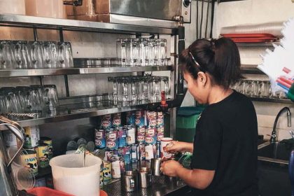 Kopitiam Codewords pouring (1 of 1)