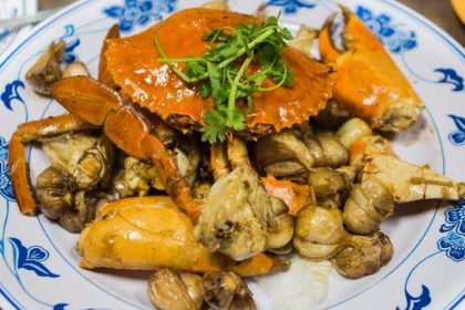 New Ubin Seafood Garlic Roasted Crab_