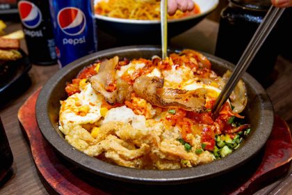 Hot plate of Bokkeumbap