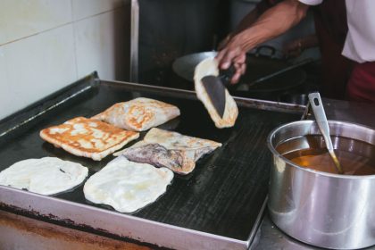 Prata Guide_prata master flipping prata (1 of 1)