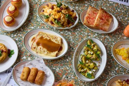 Table full of tapas from Tapas,24
