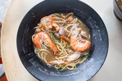 Zhen Jie Prawn Noodles 12