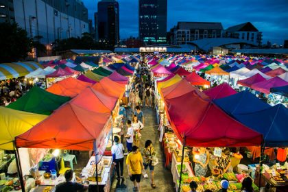 bangkok rot fai market-0900