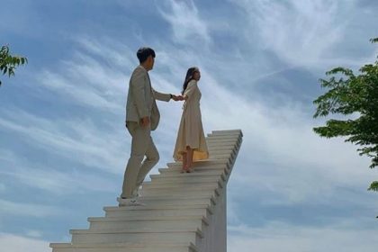 Online Cielo 957 Cafe Stairway To Heaven
